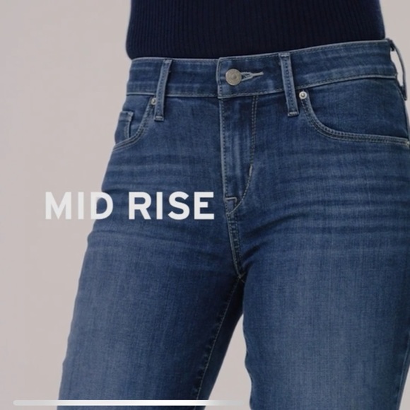 LEVI’S Classic Blue Skinny Jean Mid Rise Size 2 - Picture 4 of 15